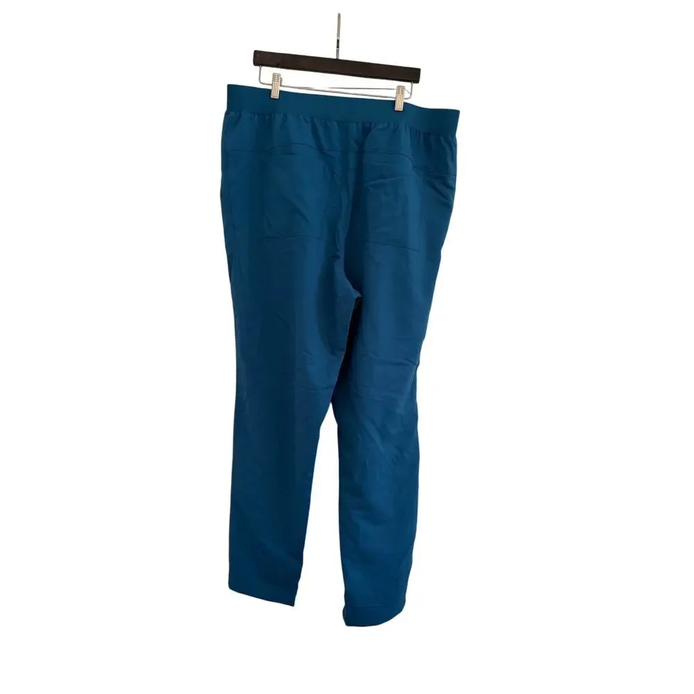 NWT Fabletics Scrub Set Vital Top/Ion Pant Womens 2X/Tall Caribbean Blue READ - Picture 4 of 16